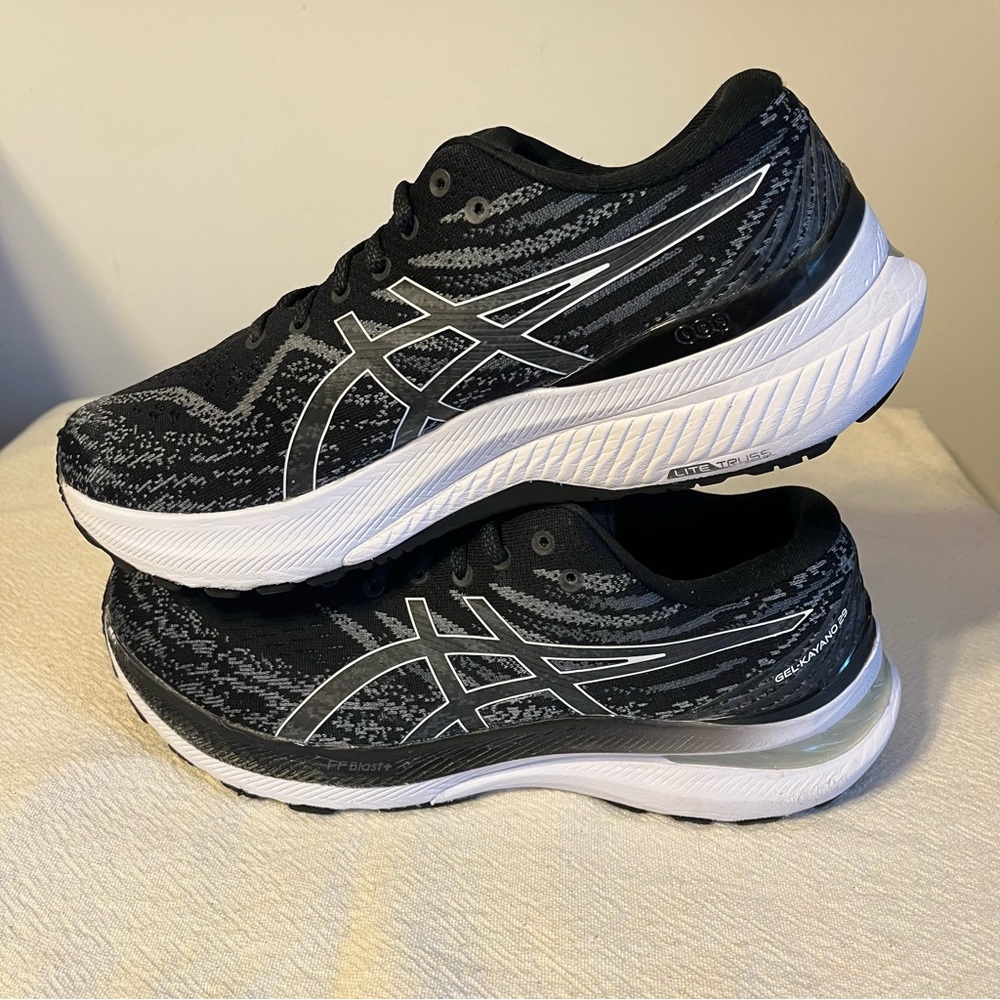 ASICS Women’s Gel-Kayano 29 Running Shoes. - Picture 5 of 11